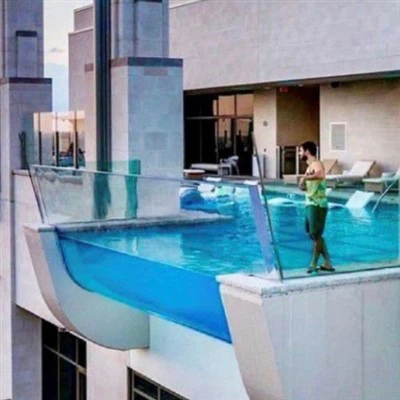 spa de natação em acrílico