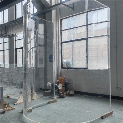 Folha de acrílico cristalino